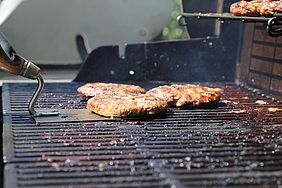 Eröffnung Verkaufsstelle Wildbretdirektvermarktung Zentrale Regensburg Wildburger Grill Grillen