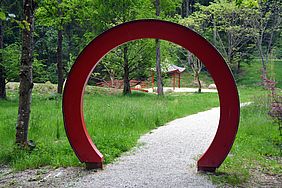 Mondtor Asia Garten Weltwald Freising Bayerische Staatsforsten