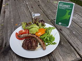 Wildbret und Wildbratwürste vom Grill