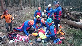Rettungsübung Rettungstreffpunkt Berchtesgaden Wald