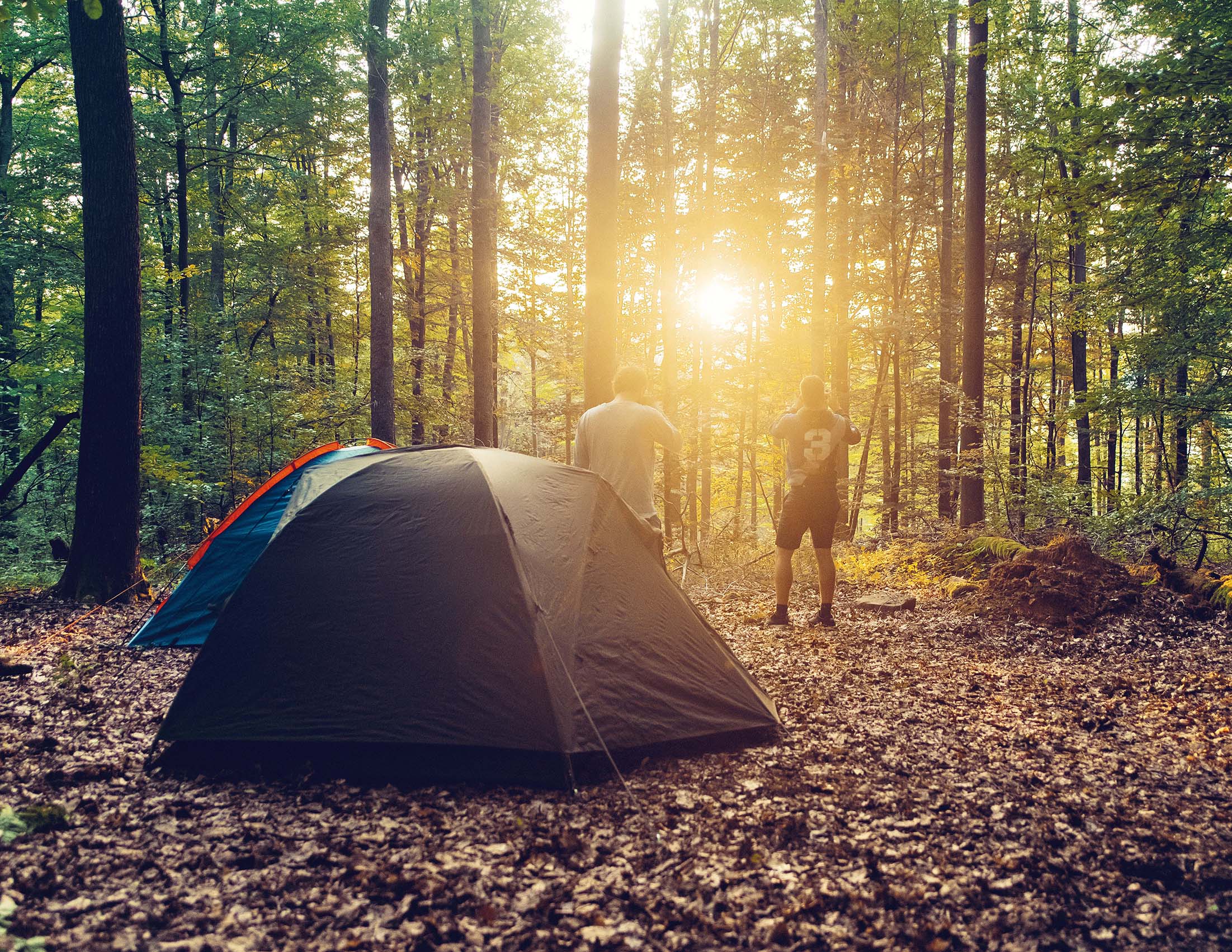 Zelt bei Sonnenaufgang