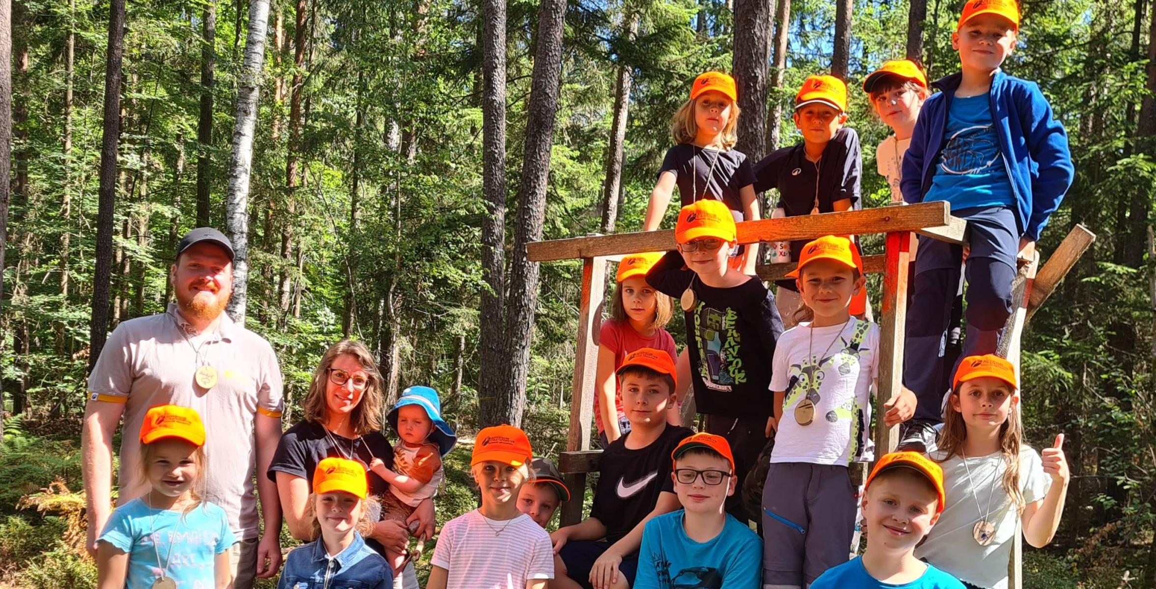 Ferienprogramm mit Kindern im Staatsforst