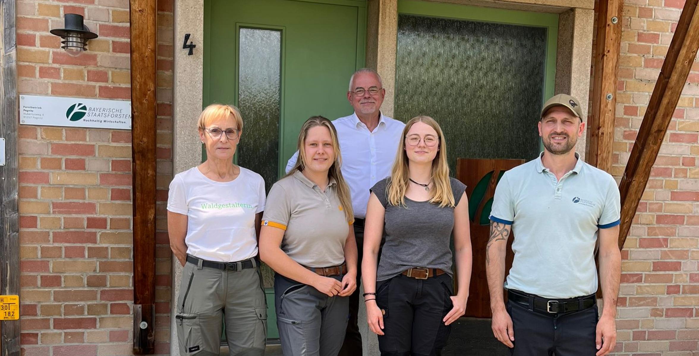 Zwei neue Revierleiterinnen fangen im Forstbetrieb Pegnitz an