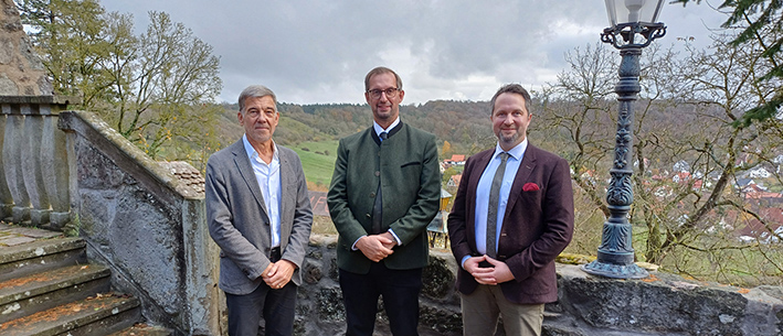 Norbert Flierl, Manfred Kröninger und Florian Vogel bei der Amtsübergabe