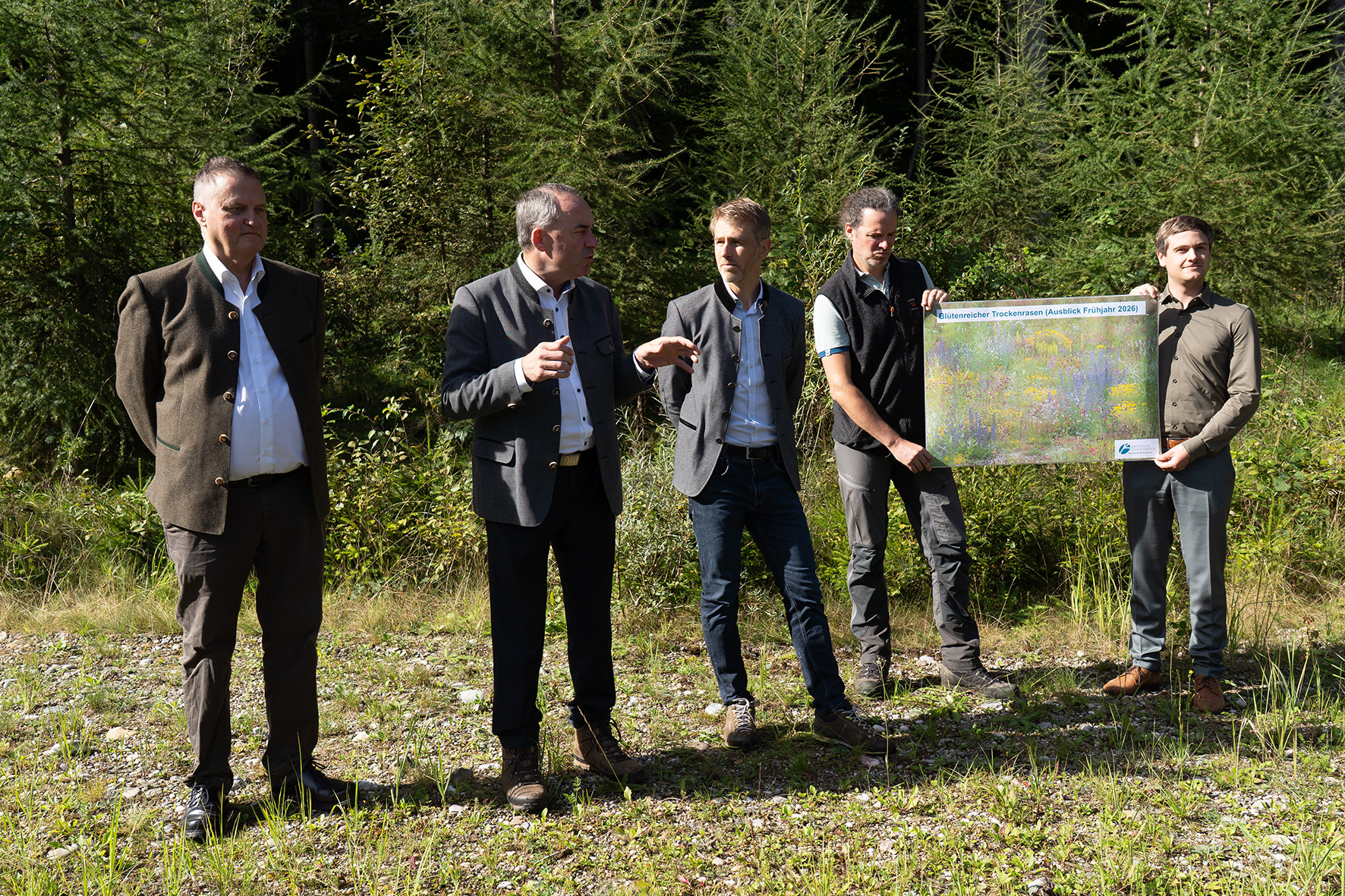 Vorstellung des Pilotprojektes durch Minister Aiwanger, Vorstandsvorsitzenden Neumeyer und Forstbetriebsleiter Emil Hudler