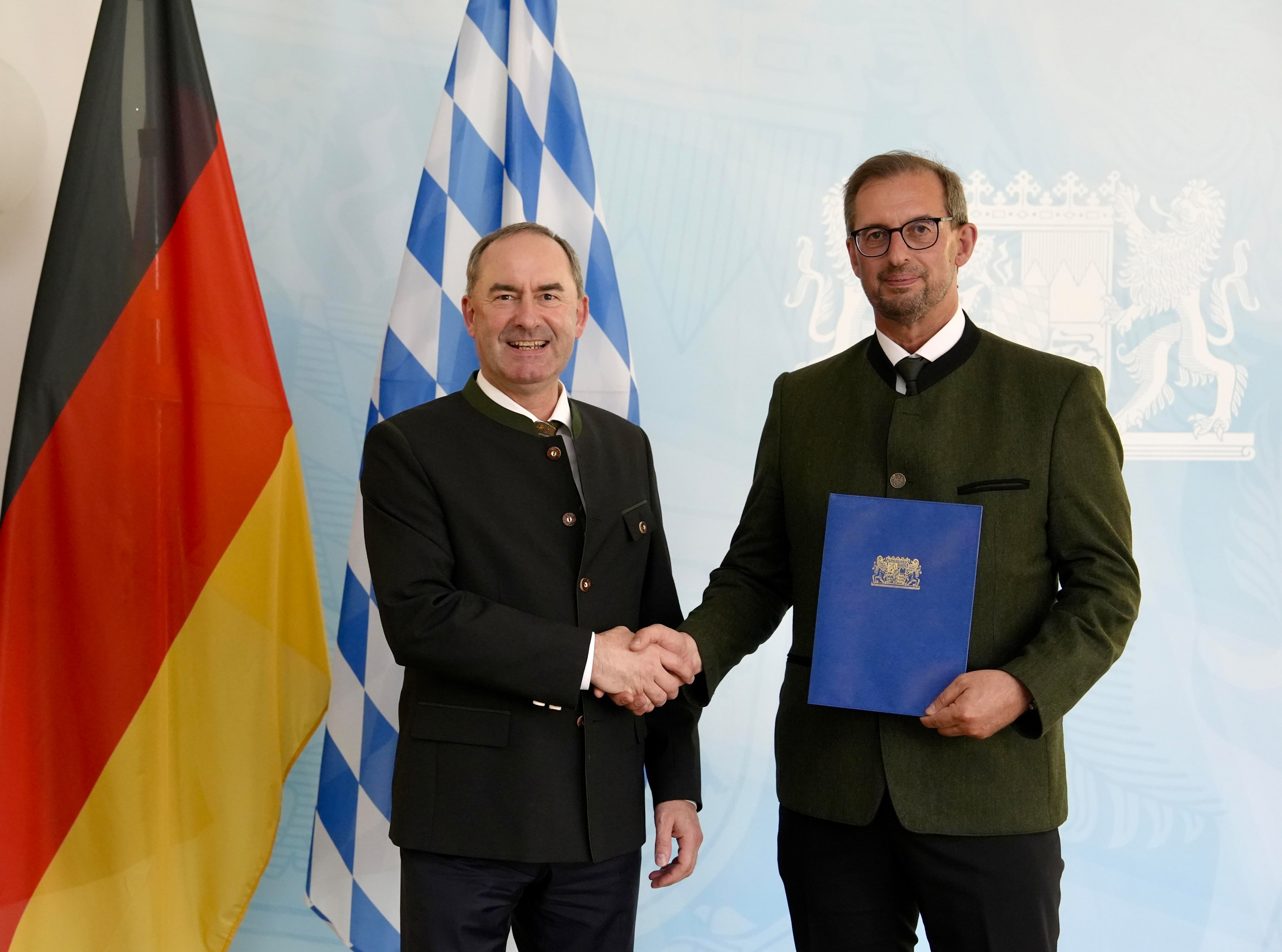 Der Vertrag von BaySF-Vorstand Manfred Kröninger wurde verlängert.